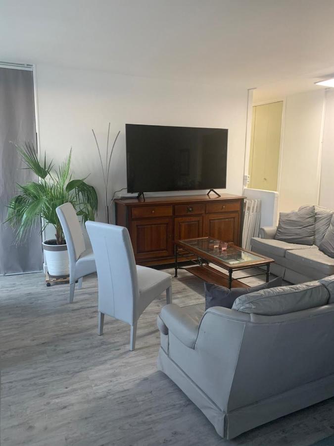 Grand Appartement Proche De Paris Chille Exteriér fotografie